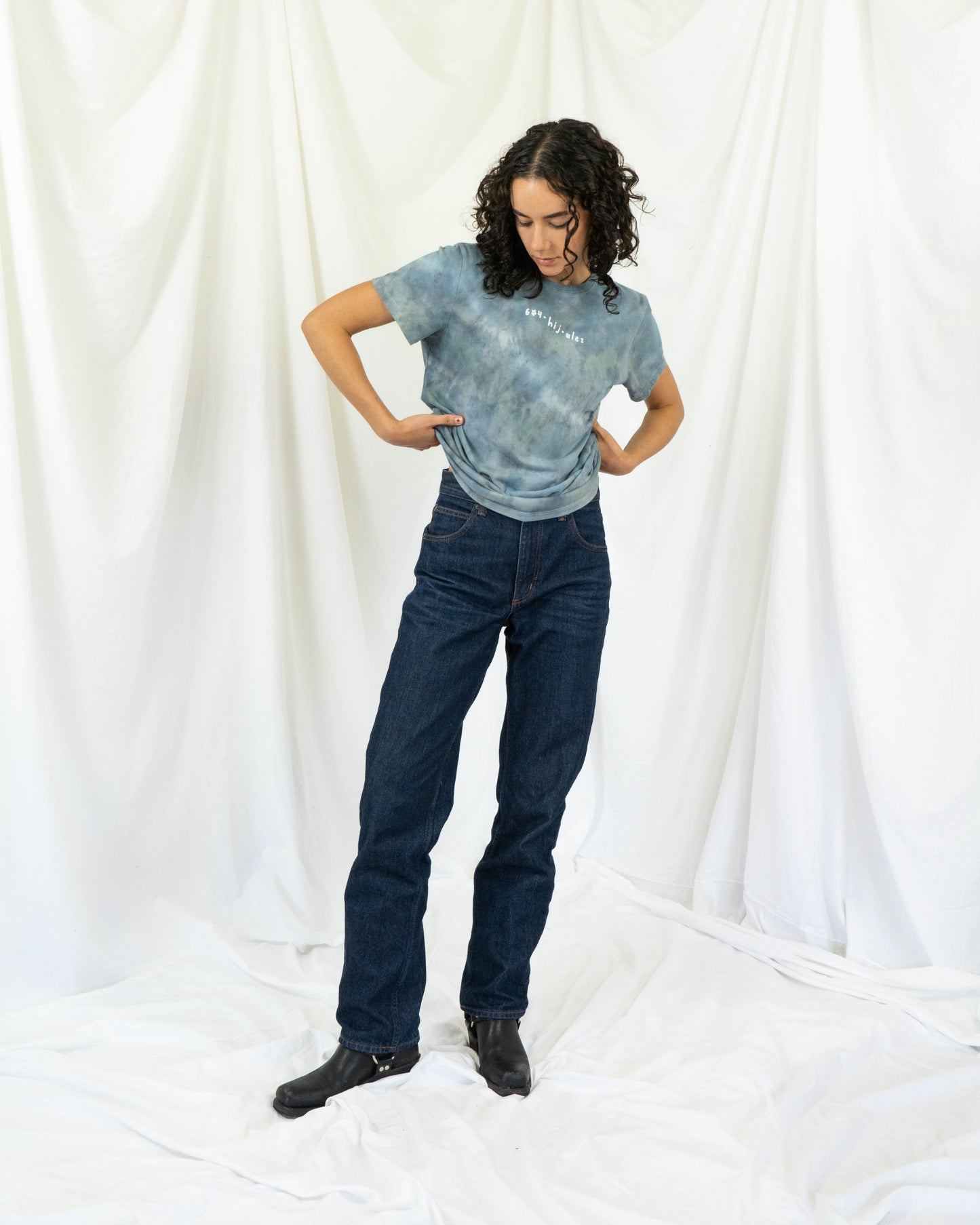 604-hijulez Tee